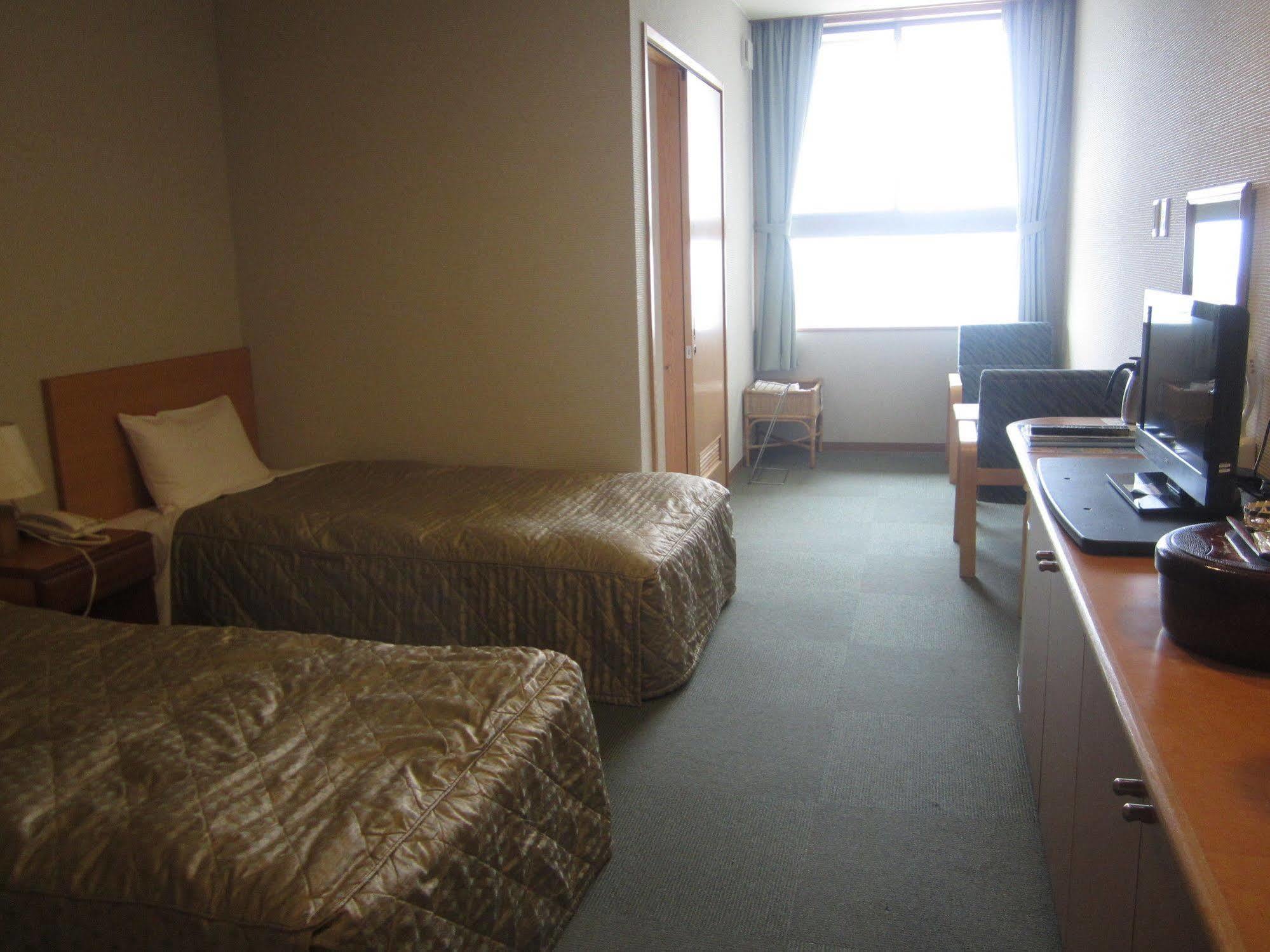 Kokuminshukusha Hadomisaki Hotel Karacu Kültér fotó